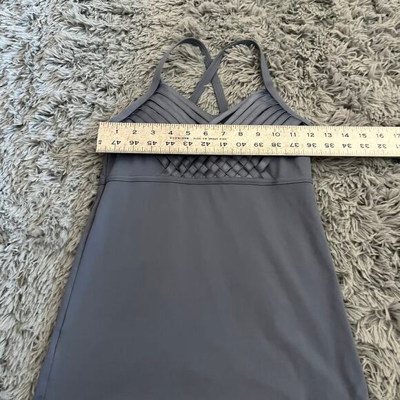 Lorna Jane Woven Front Blue Active Padded Tank Top - Picture 5 of 6